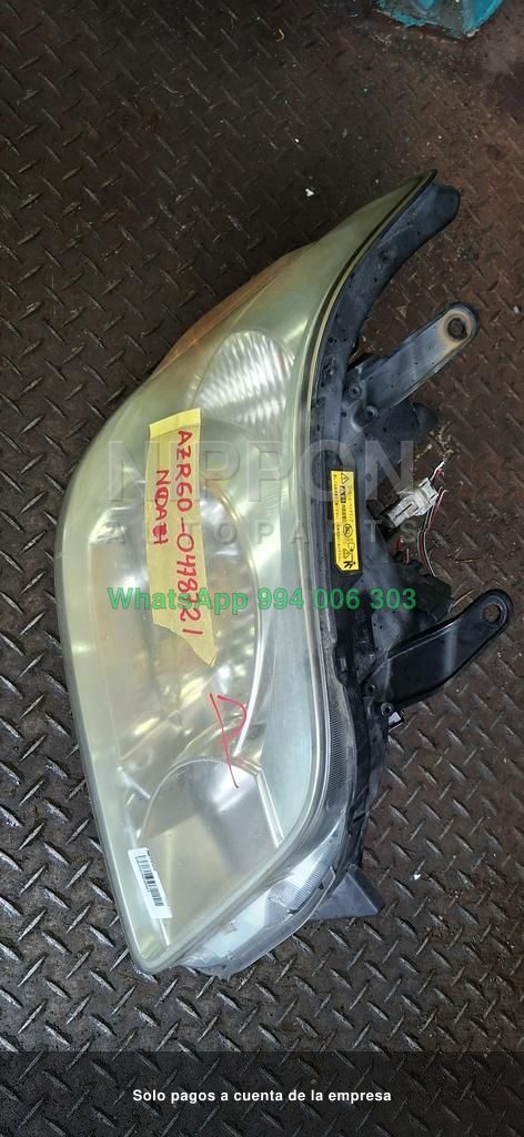 FARO DELANTERO RH TOYOTA NOAH 2001-2007 MINIVAN AZR60 AZR65G