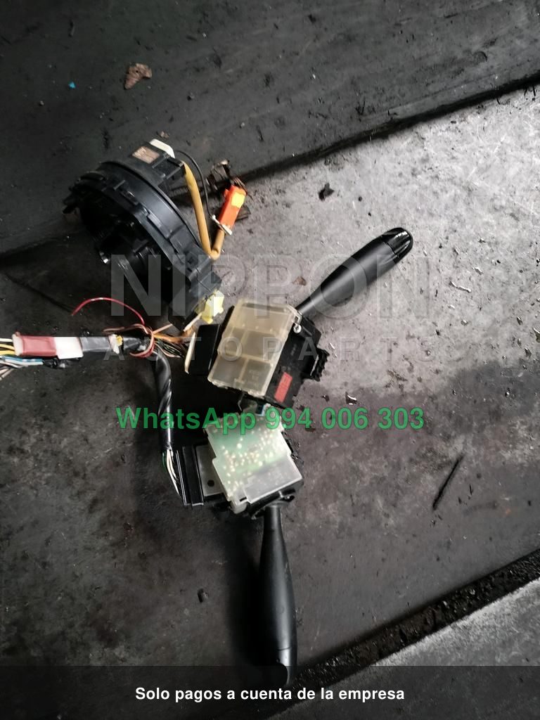 CONTROL DE LUCES DIRECCIONAL TOYOTA BB 2000-2005 HATCHBACK NCP30 NCP35