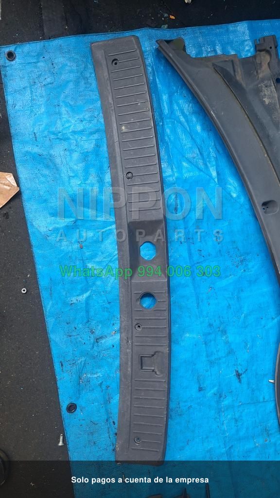 PISADERA DE COMPUERTA NISSAN AD VAN 1999-2008 VAN VFY11 WHNY11