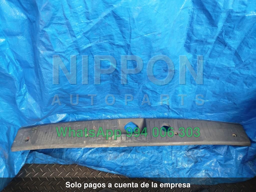 PISADERA DE COMPUERTA NISSAN AD VAN 2006-2021 VAN VY12 Y12